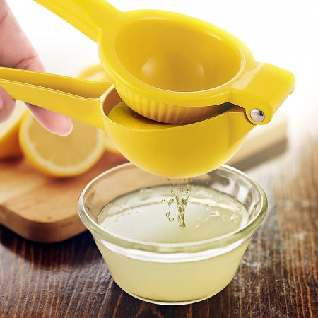 Meidong Premium Quality Metal Lemon Squeezer, Citrus Juicer, Manual Press for Extracting the Most Juice Possible