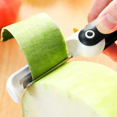 Meidong Vegetable Peeler Penguin Shape Collapsible Stainless Steel Blade Fruit Peeler Portable Kitchen Foldable Gadget Tool for Carrot Cucumber Potatoes Melon Peeling