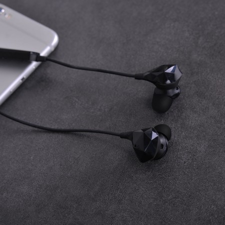 Meidong HE8 Active Noise Cancelling Bluetooth Headphones